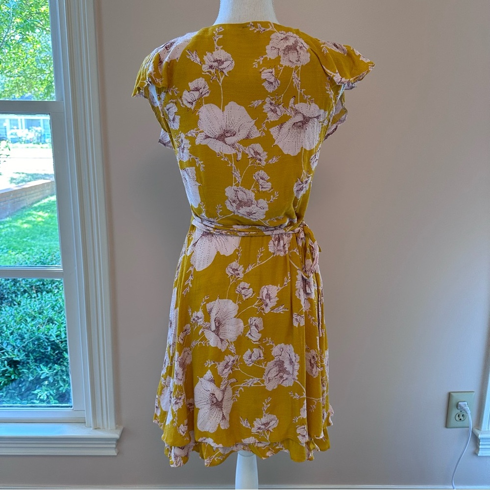 Free People French Quarter Yellow Floral Print Wrap Dress Size Large - Picture 7 of 8